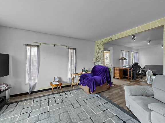 4th image of 4933 Anker Rd