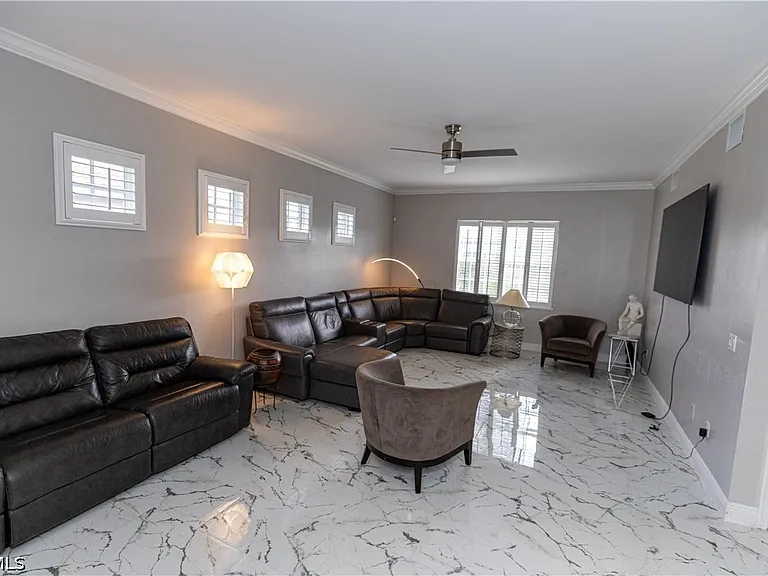 14081 Bently Cir — Photo 9
