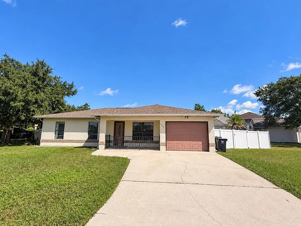 2 bed, 2.0 bath, 1008 sqft, $1,675 — Photo 1