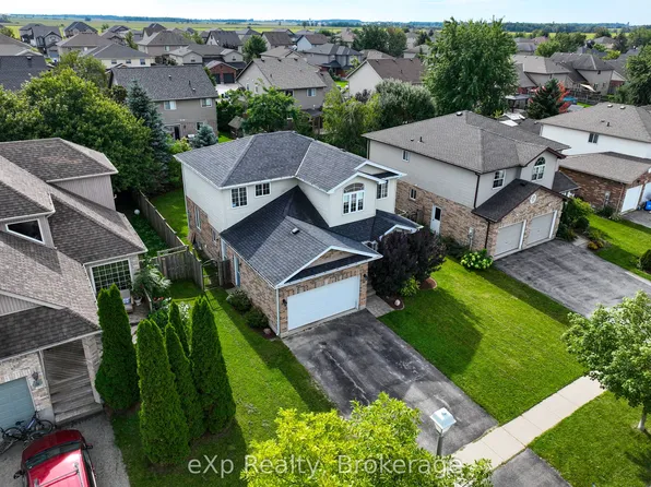 29 Maple St, Mapleton, ON N0G 1P0