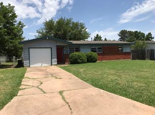 627 SW 45th St, Lawton, OK 73505