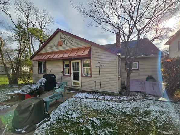 1875 Sparling, Commerce Township, MI 48382