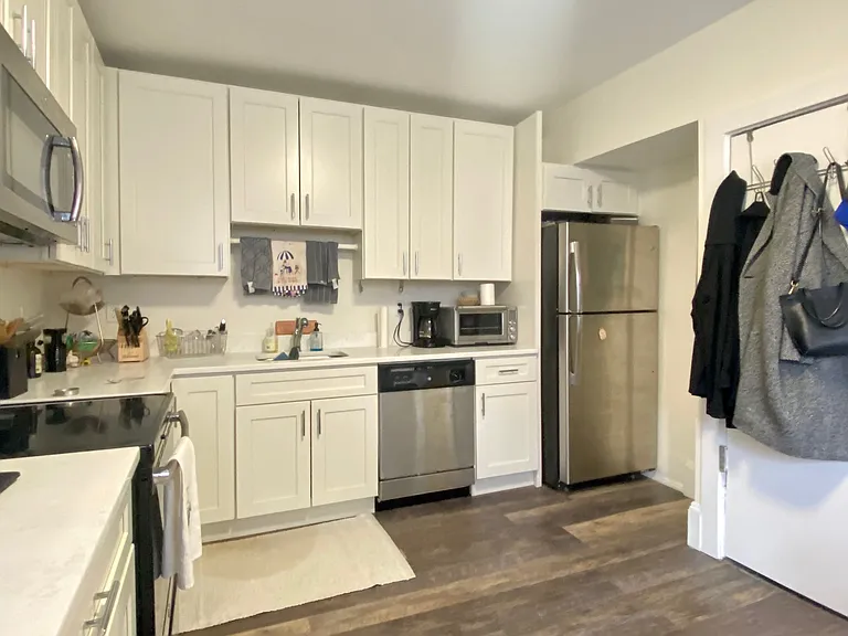 51 Joy St #3 — Photo 4