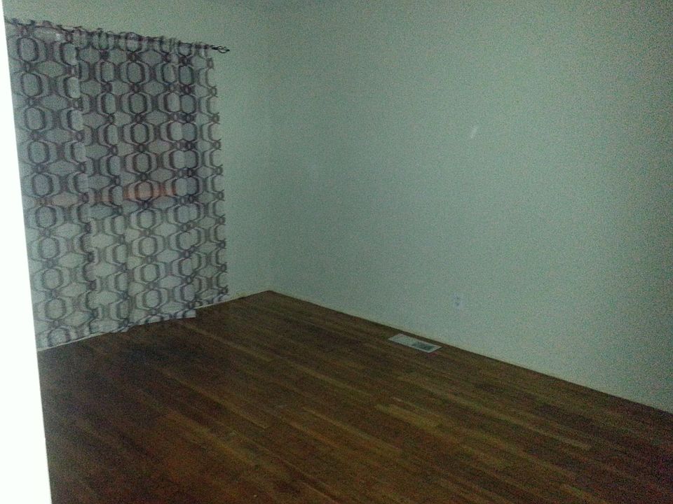 2nd image of 10520 Litz Ave