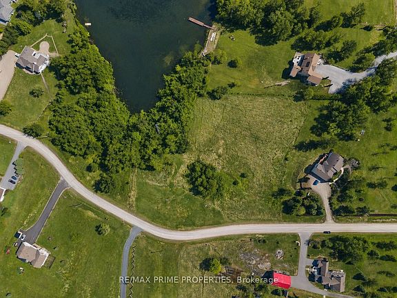 5th image of 70 Horace Dr