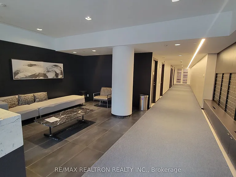 203 College St #2807 — Photo 19