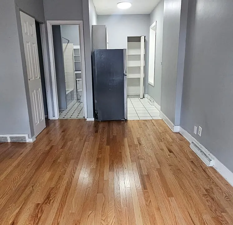 209 Greene St #22