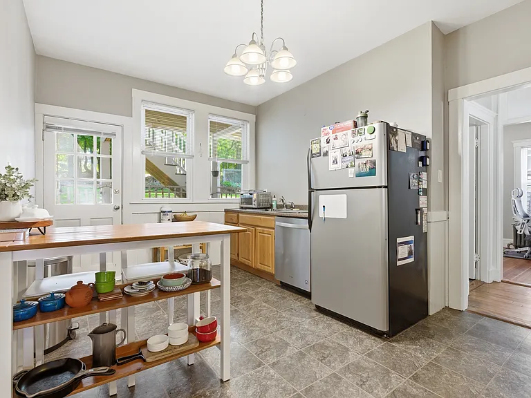 53 Grampian Way #1 — Photo 7