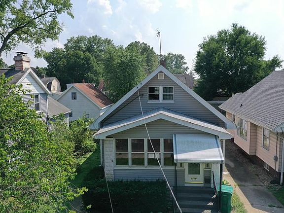 2nd image of 2218 W Moss Ave