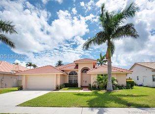 7484 Rosewood Cir, Boca Raton, FL 33487