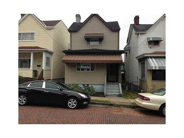 919 2nd St photo 1
