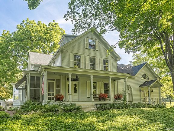 3rd image of 22 Wallace Road
