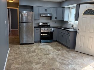 15 Saxon Ave #B, Staten Island, NY 10314