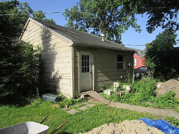 3rd image of 3450 Swartz Rd