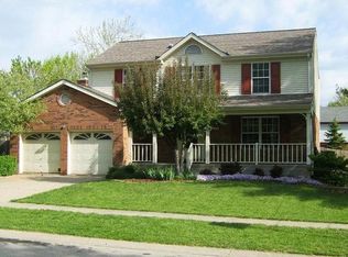 1304 Hammann Dr, Amelia, OH 45102