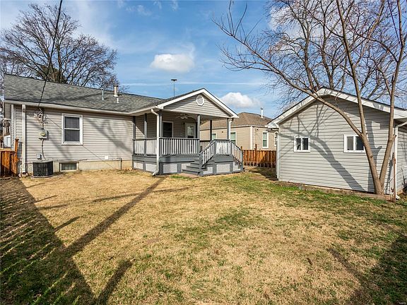 5th image of 10214 Saint Dennis Ln