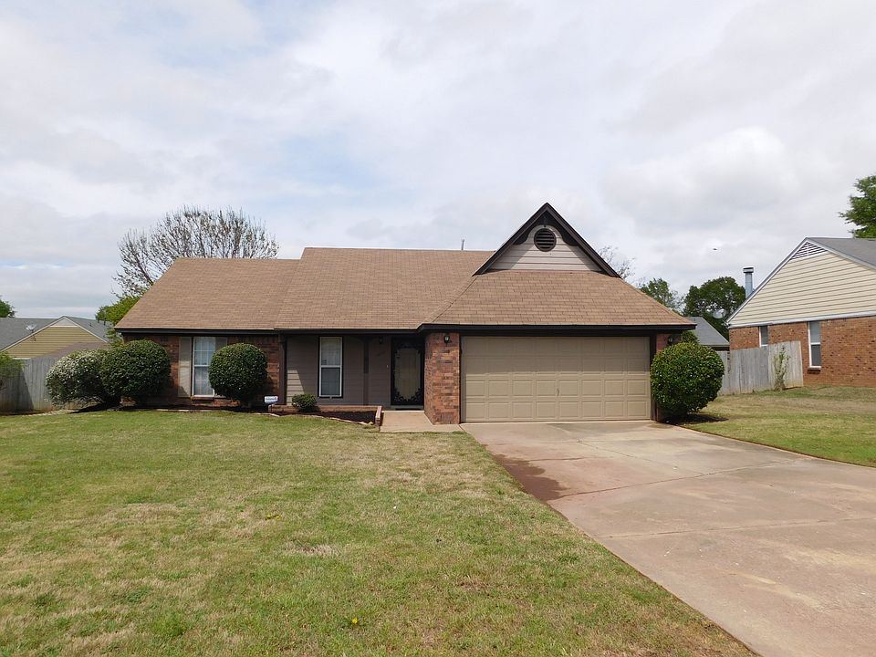 1st image of 3470 Bayberry Dr
