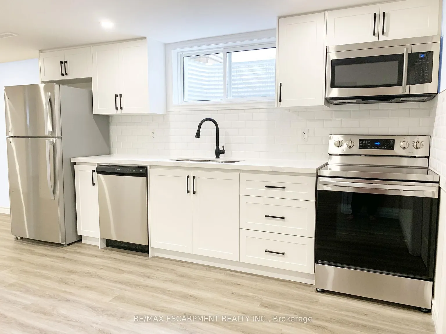 1 bed, $1,800 — Photo 3