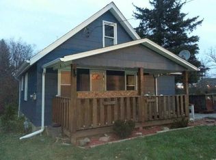 415 E Water St, Slippery Rock, PA 16057