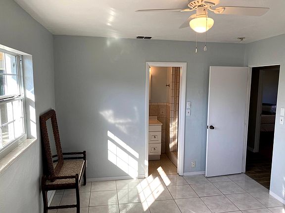 2nd image of 348 Kingfish Dr SE