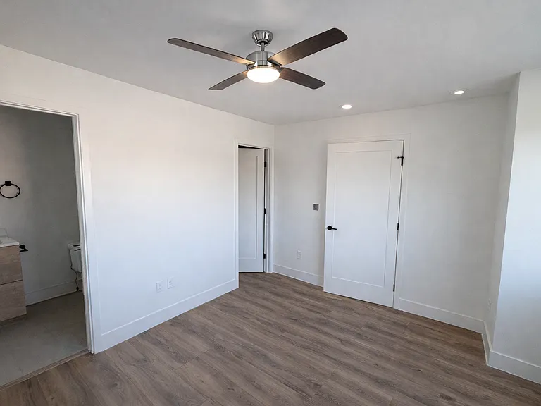 2139 Balboa Ave — Photo 5