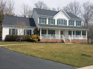 4 Breana Ct, Middletown, NJ 07748