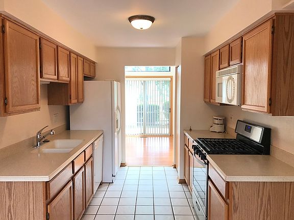 5th image of 1284 S Parkside Dr #T1