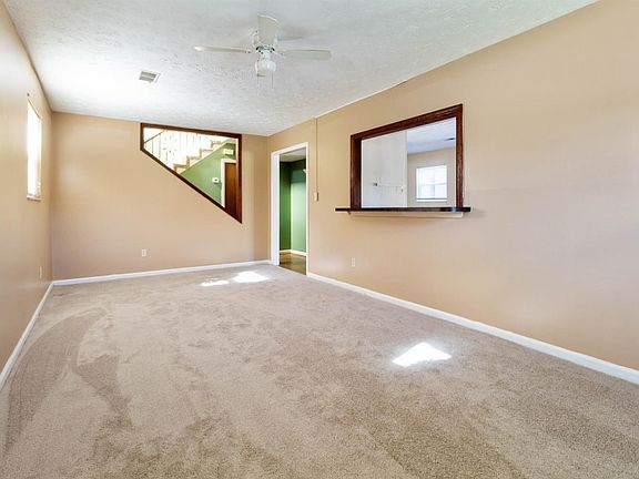 3rd image of 3398-3400 Moundview Ct