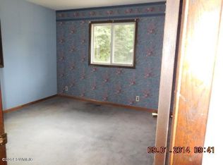 5593 Maple Hill Rd, Howard City, MI 49329