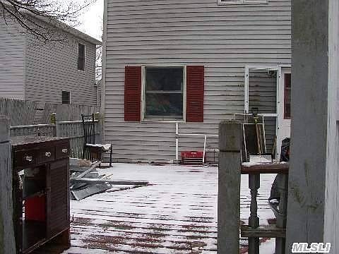 4th image of 11 Cedar Oaks Ave