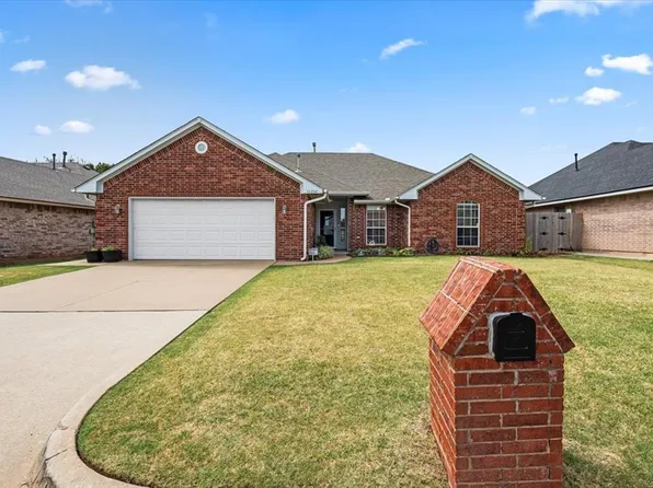 10308 Aberdeen Dr, Yukon, OK 73099