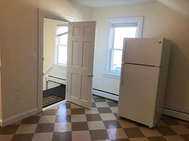 3-16 Middle St — Photo 4