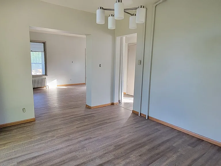 444 Minnesota Ave E — Photo 14