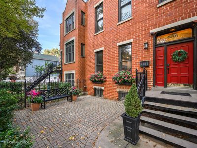 823 S Oakley Blvd, Chicago, IL, 60612