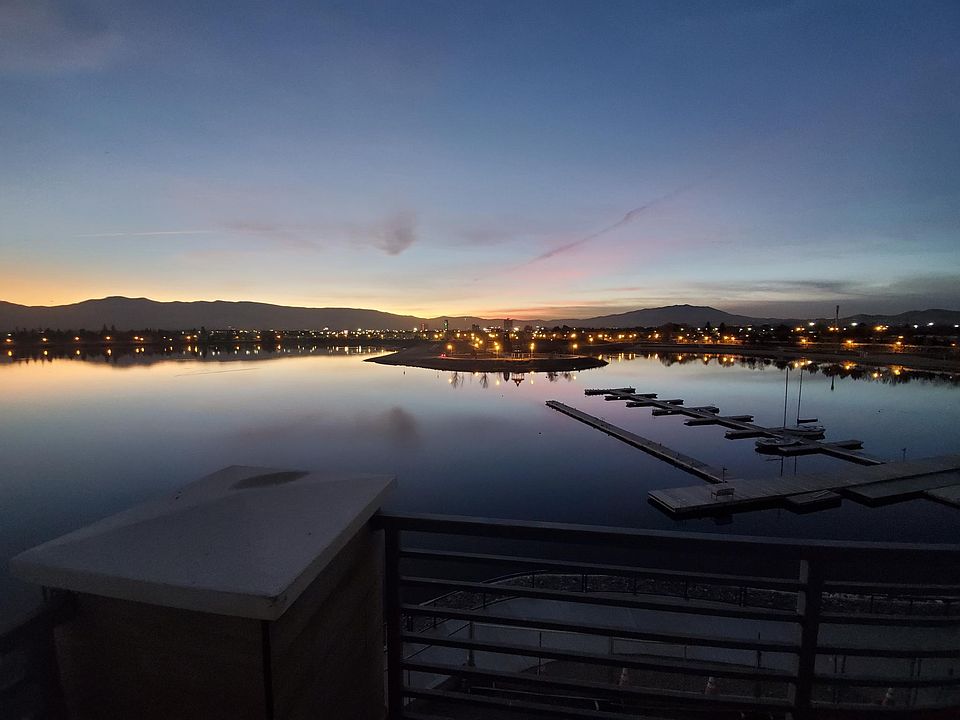 1st image of 325 Harbour Cove Dr Suite 319