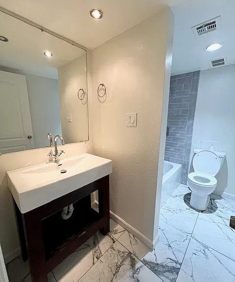 4410 N Longview Ave #220 — Photo 18