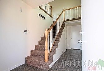 1st image of 217 Crest Dr