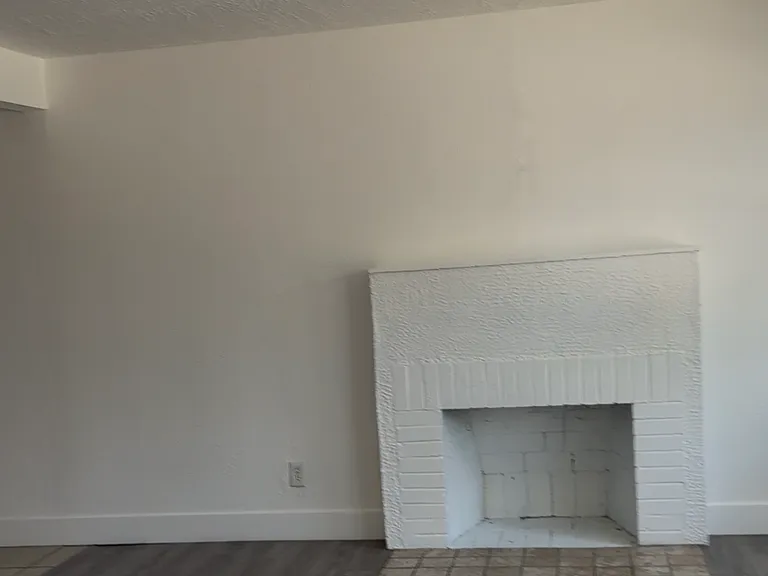 2115 E Princeton Ave — Photo 4