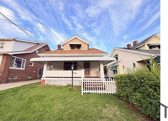 4 bed, $1,460 — Photo 2