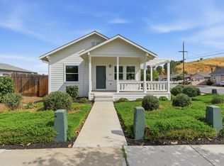 706 Central Ave, Hollister, CA 95023