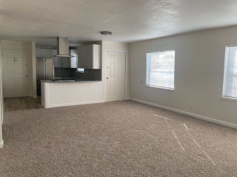 FRONT & BACK ENTRANCES FROM LIVING/DINING AREA