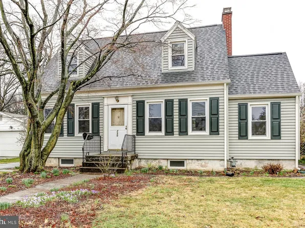 730 Harding St, New Cumberland, PA 17070