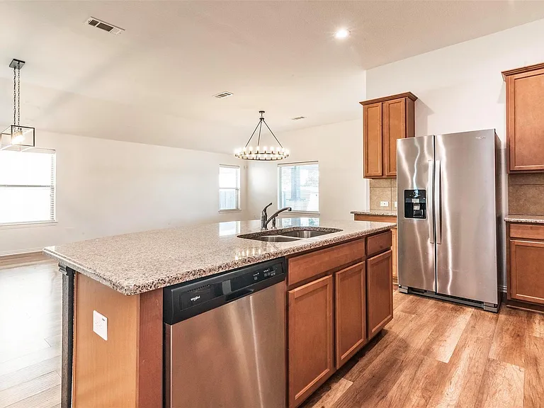 3094 Camden Park Ln — Photo 11