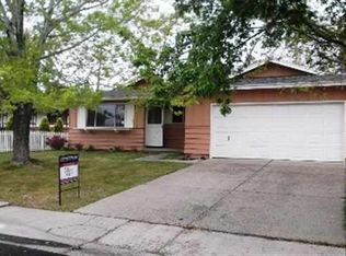 1095 Crown Dr, Reno, NV 89503