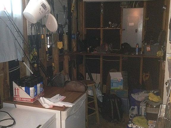4th image of 1303 Denson Dr