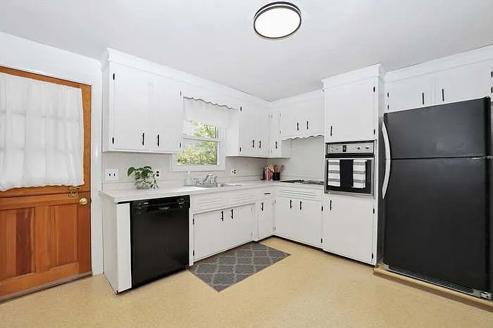 122 Puritan Dr — Photo 18