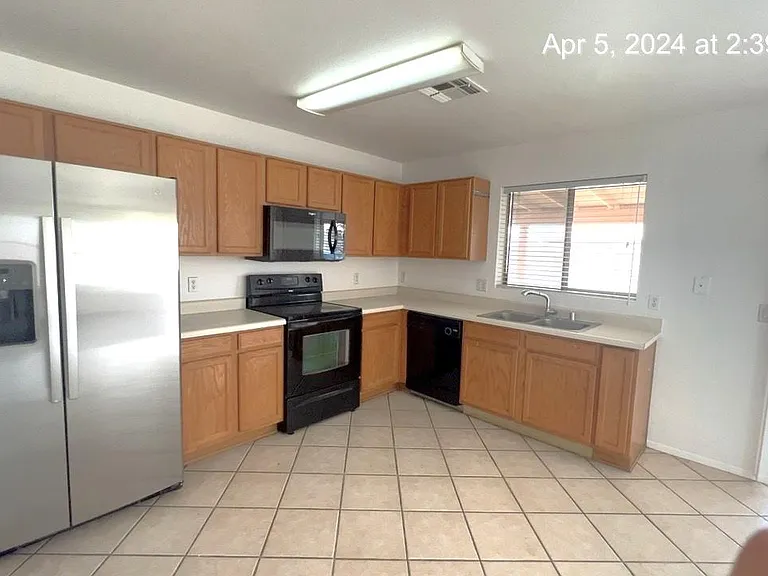 8501 W Hazelwood St — Photo 8