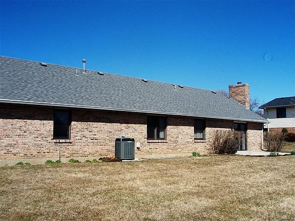 2nd image of 2452 N Knoll Dr