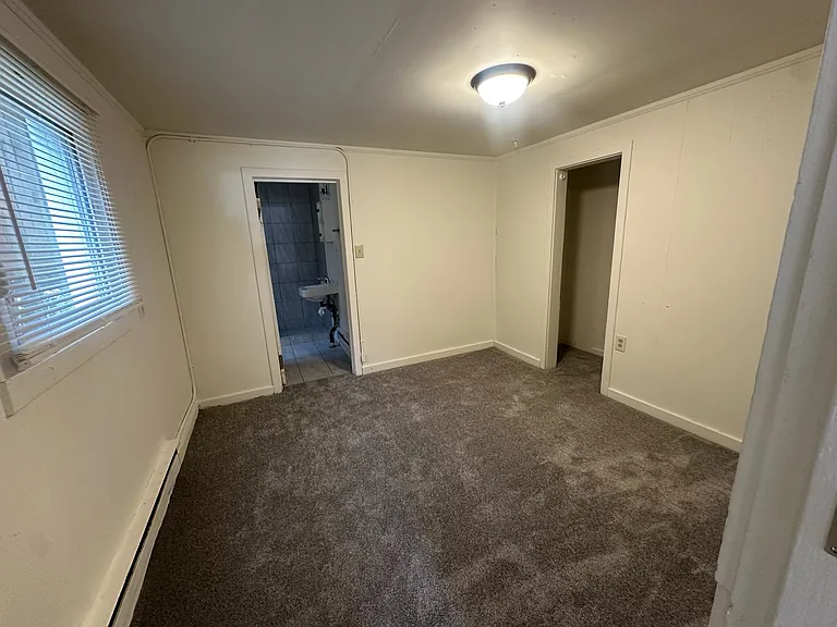 14518 Portland Ave SW #C — Photo 6