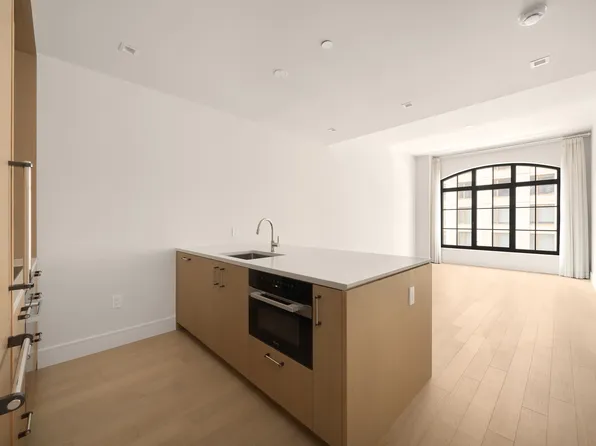 201 E 23rd St #6C, New York, NY 10010